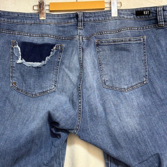 Kut From The Cloth Women's Jeans 24W Dark Blue Catherine Boyfriend Distressed - Picture 4 of 8